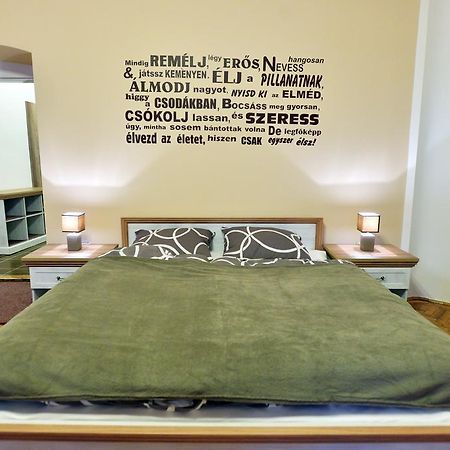 Foter Apartman エゲル エクステリア 写真