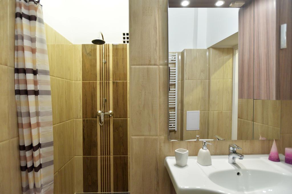Foter Apartman エゲル エクステリア 写真