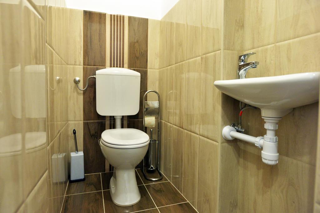 Foter Apartman エゲル エクステリア 写真